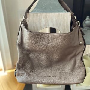 Michael Kors Bedford belted large shoulder bag leather purse color cinder.